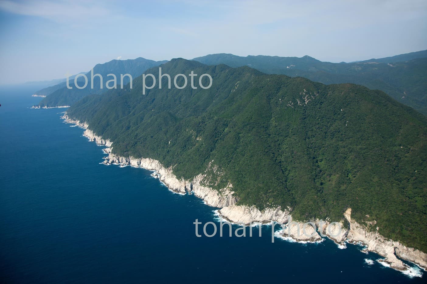 大隅海峡と大隅半島、岸良周辺の海岸線(リアス式海岸,海食洞　海岸段丘)-鹿児島